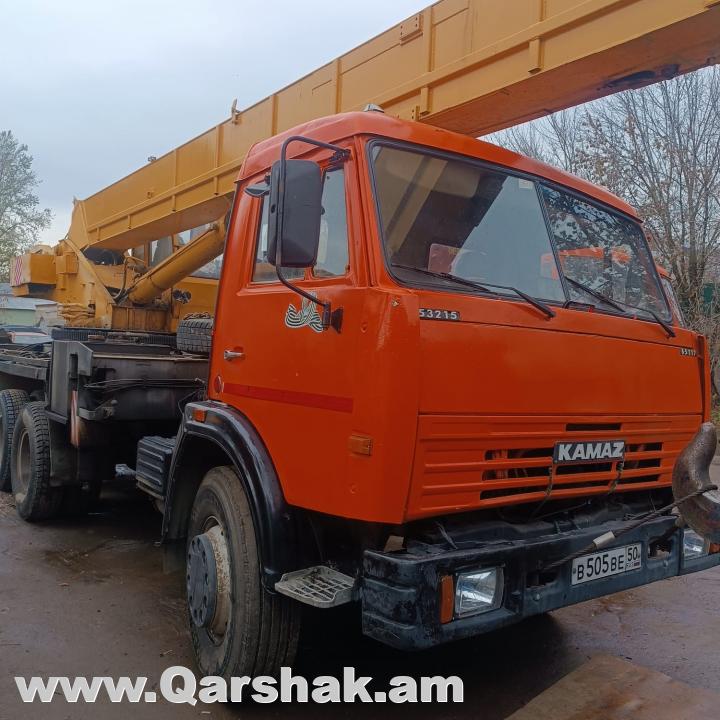 Aftokran 25 tonn 22 metr