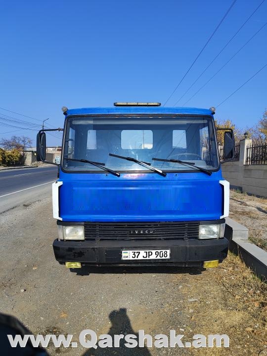Evakuatr